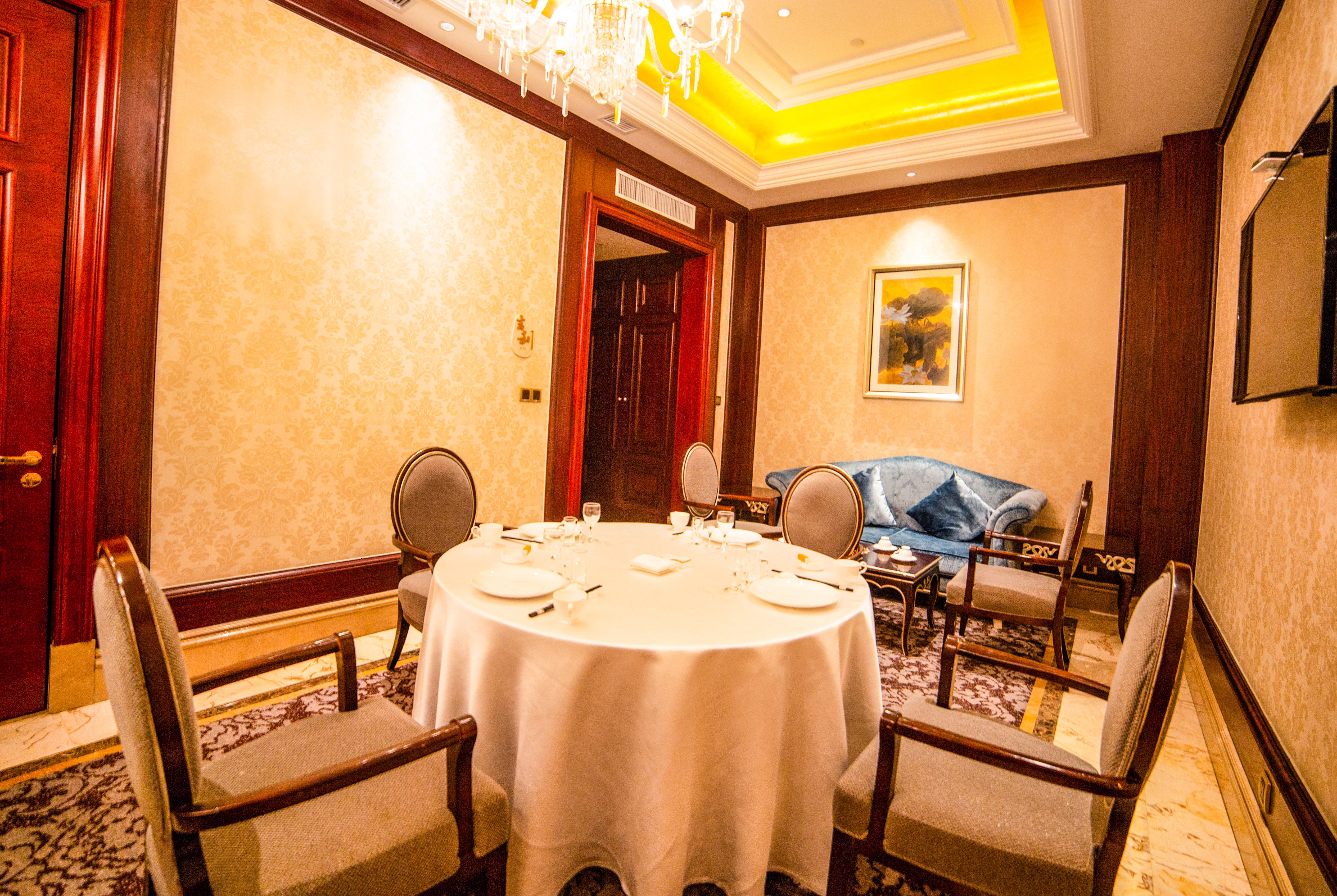 Howard Johnson by Wyndham Domando Plaza Wulanchabu restaurant in Wulanchabu, Other than US/Canada